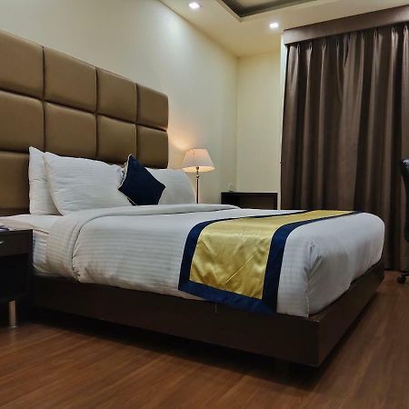 Days Hotel By Wyndham, Jalandhar Exterior foto