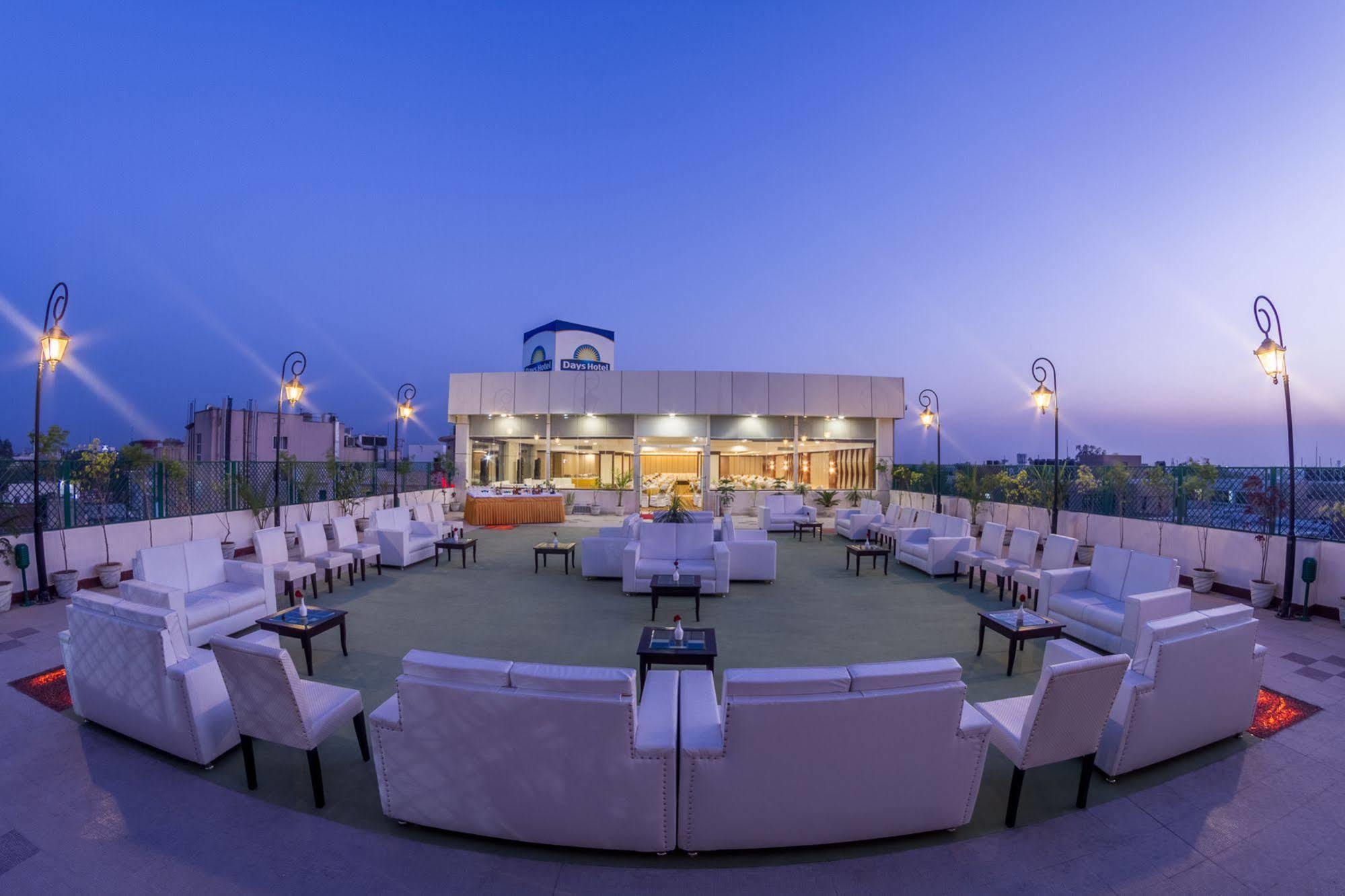 Days Hotel By Wyndham, Jalandhar Exterior foto